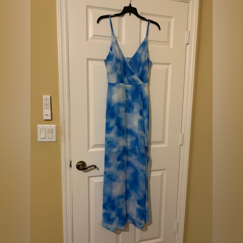 Xtraordinary Blue and White Spaghetti Strap Sundress Size‎ Small Casual Coquette